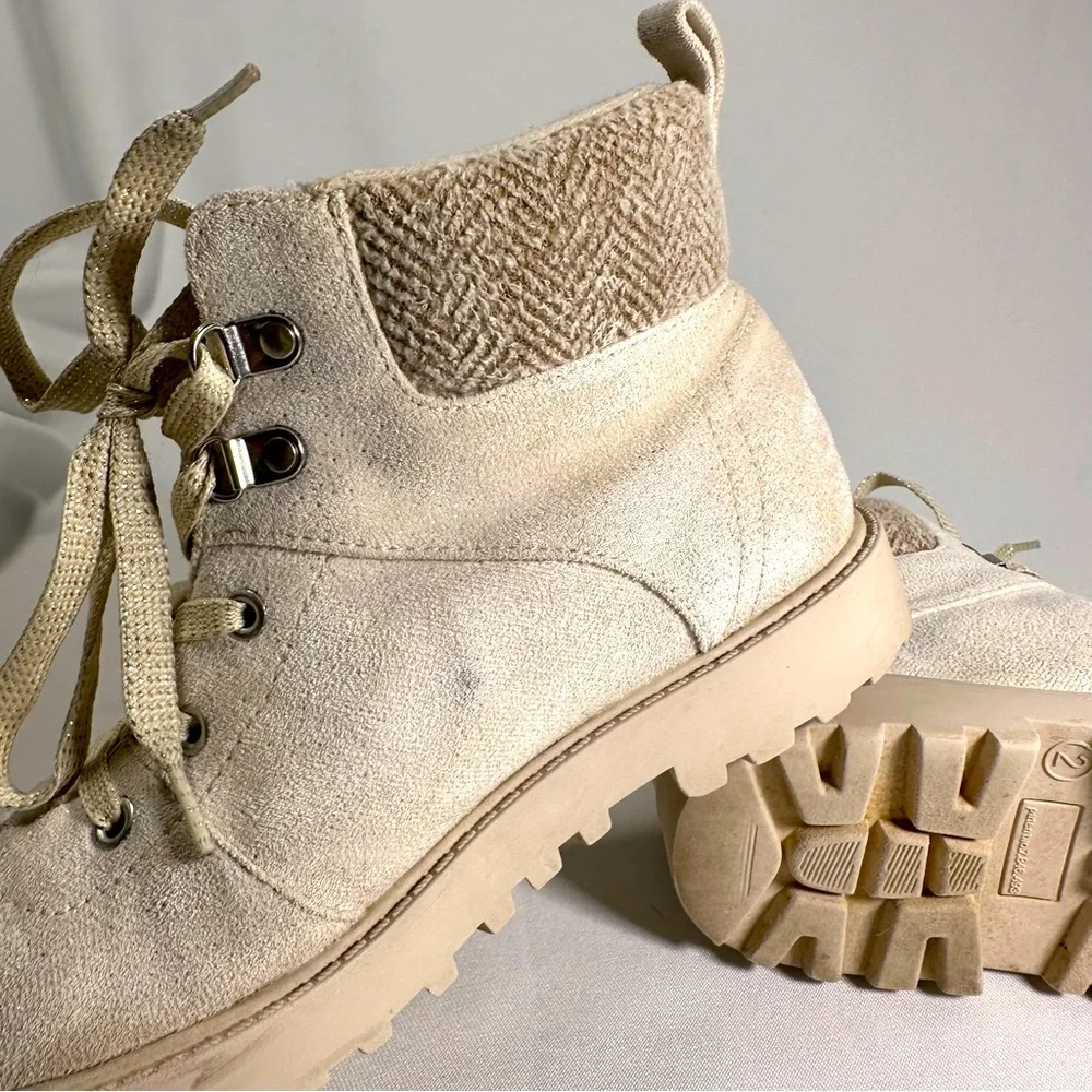 Kohls Boots Muscovy Cream Ivory Suede Touch Lace-up Girl size‎ 2 M